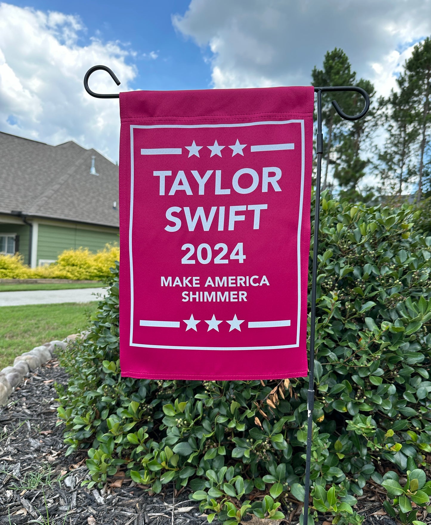 TS 2024 Garden Flag